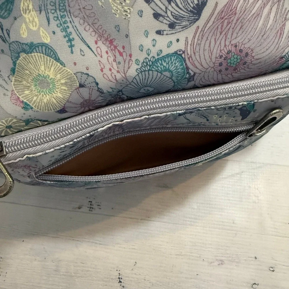 Sakroots Womens Loyola Convertible‎ Backpack in Eco-Twill purple teal turtle - Picture 10 of 12